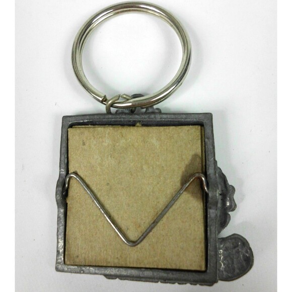 Vintage Space Jam Taz Key Ring Keychain Metal Tasmanian Devil 1996 - Picture 3 of 3